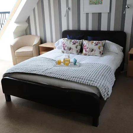 Anacapri 5* Falmouth